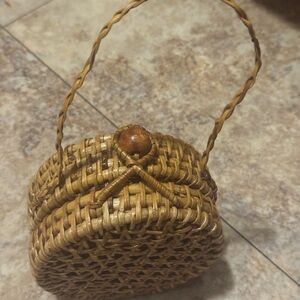 Elegant Woven Tan Handbag
